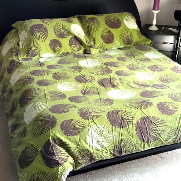 Urban Outfitters Other - Duvet cover with shams